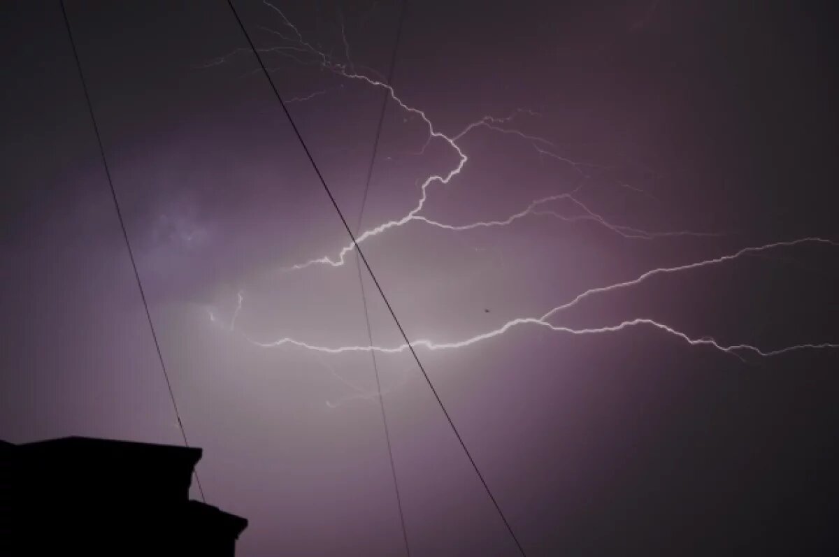    Гидрометцентр предупредил о грозе в Татарстане