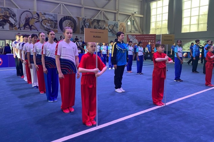  Фото © Абзац / Григорий Ениколопов