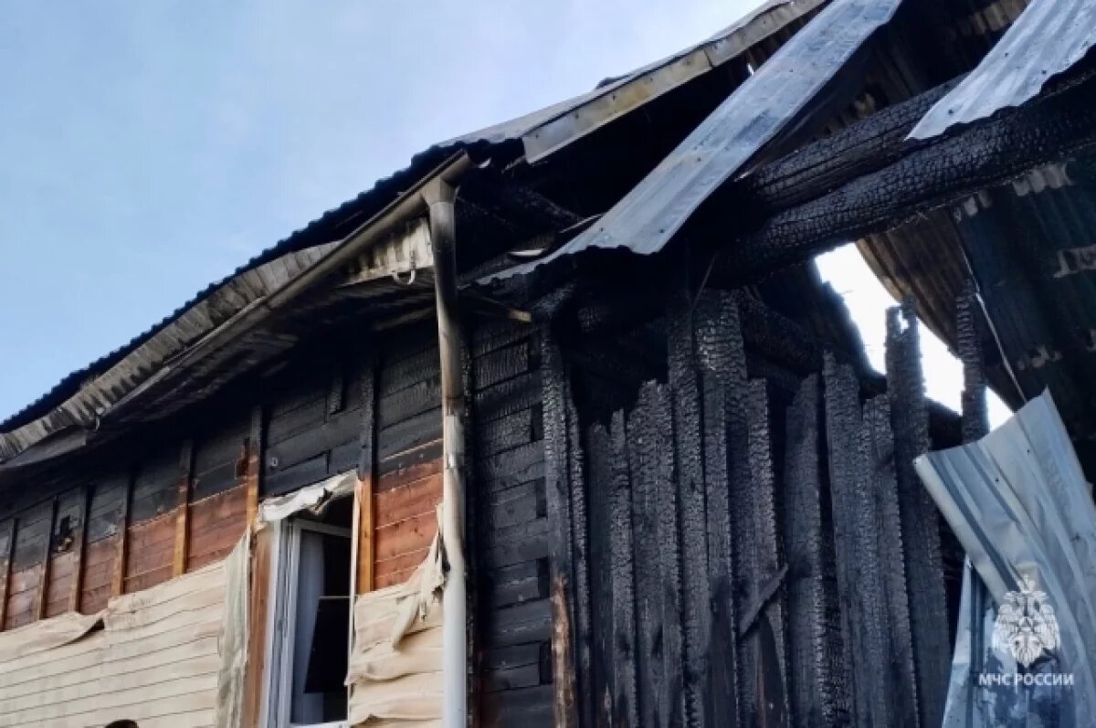    Жилой дом сгорел после удара молнии в Пермском крае