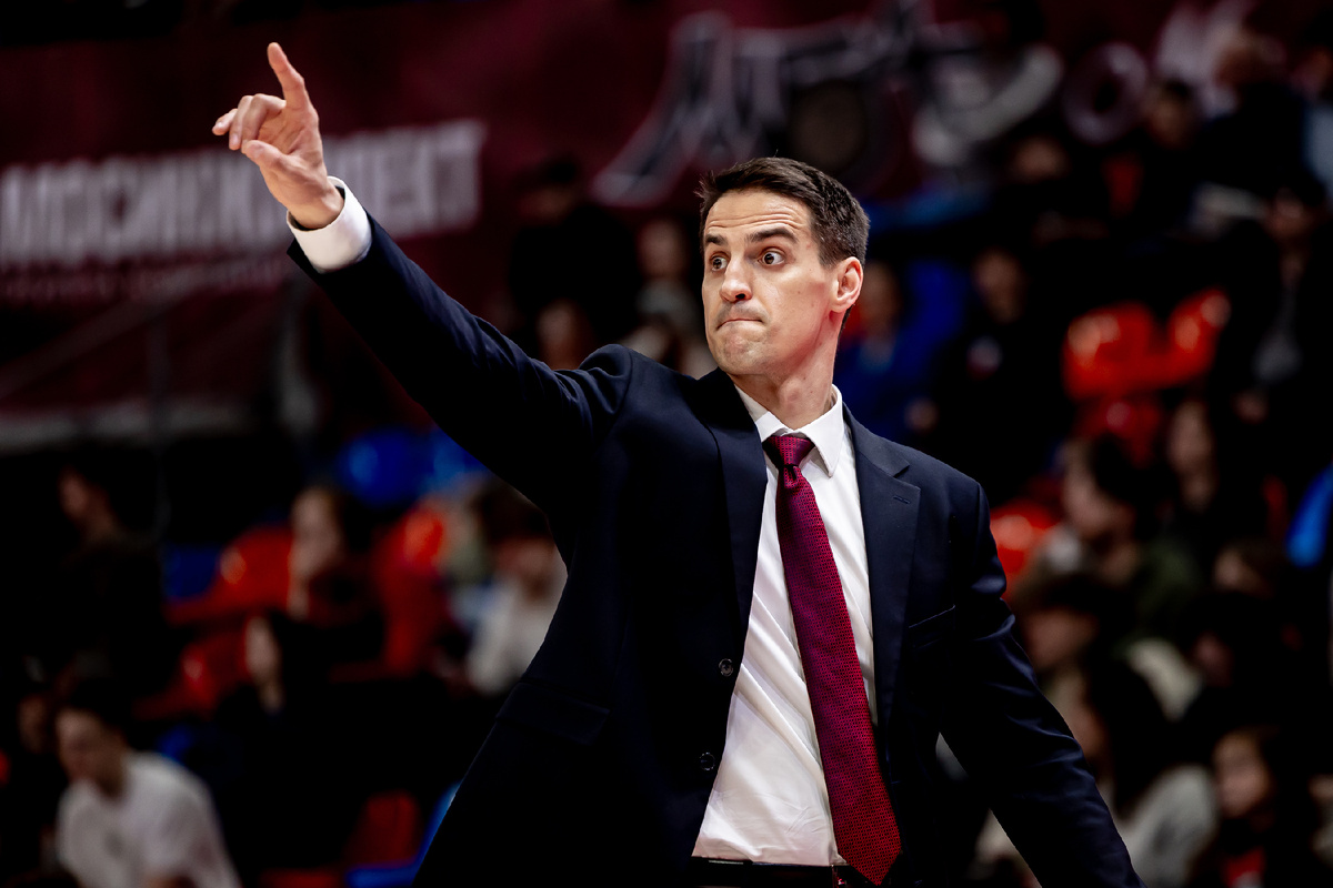 Глеб Плотников