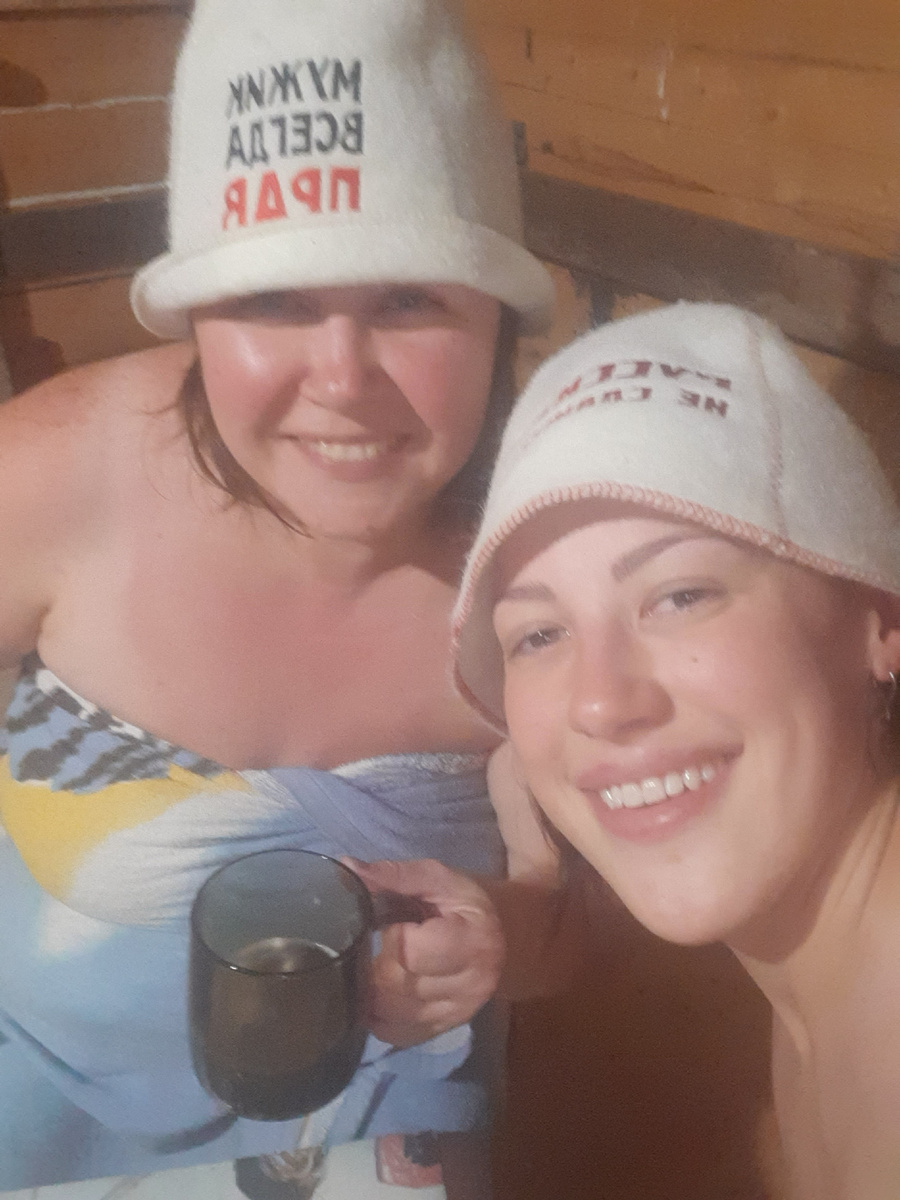 Со снохой в бане