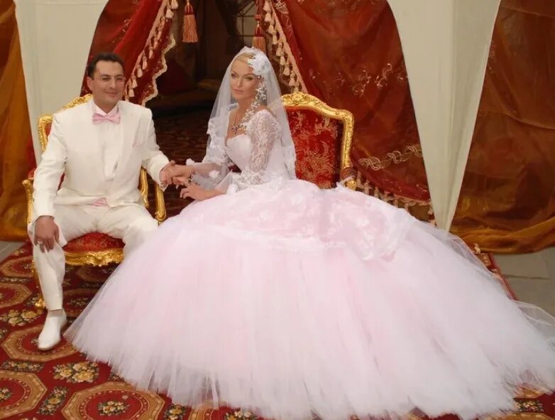 Фальшивая свадьба Волочковой