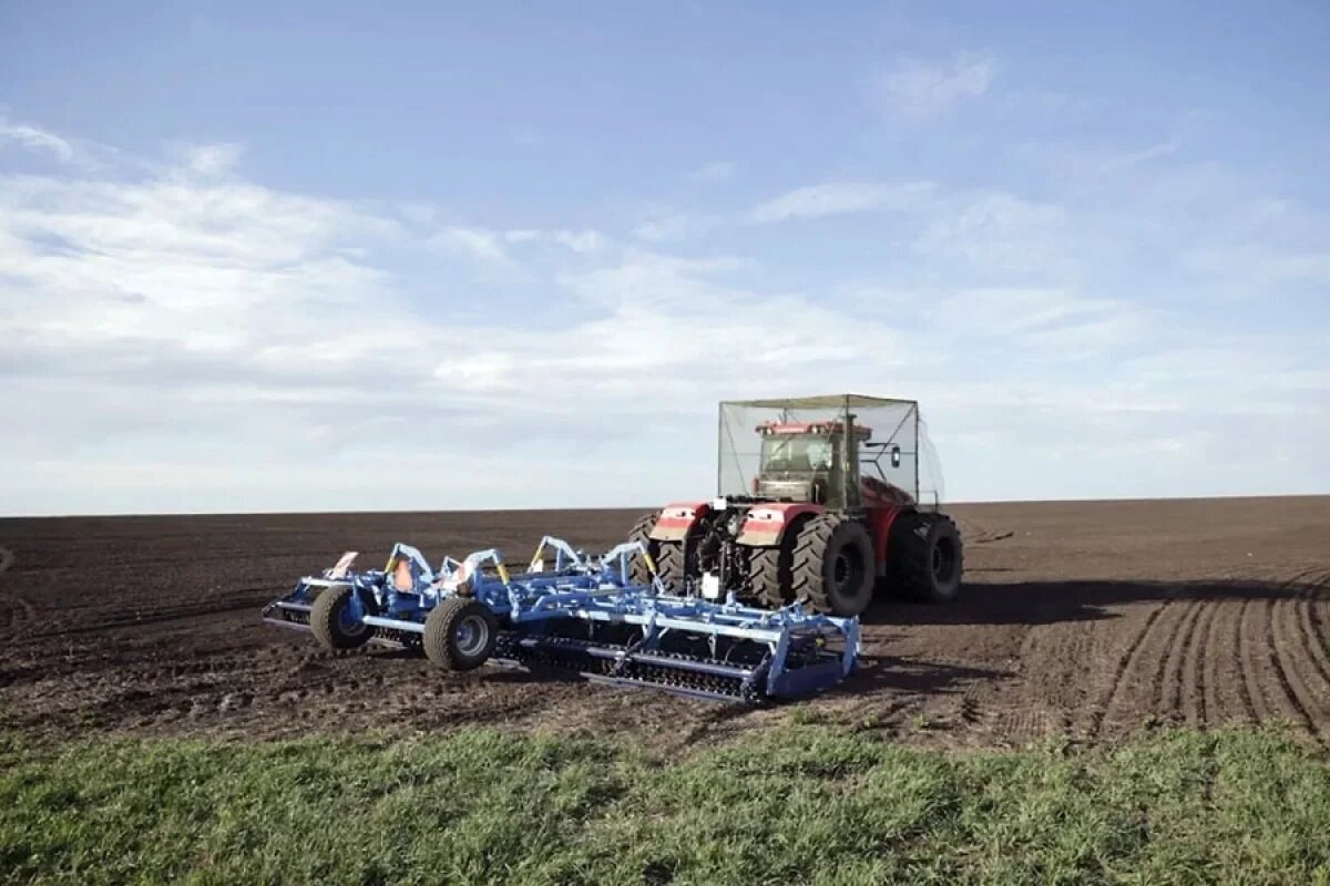    Сорвать весенние полевые работы противнику не удалось.