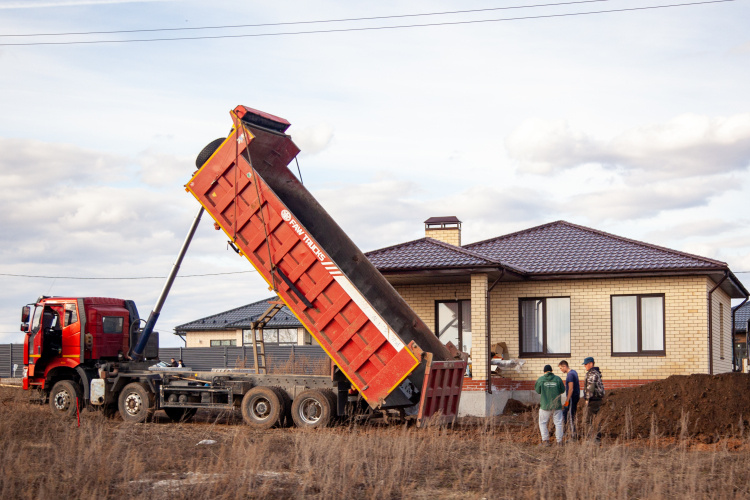    В Госдуме предложили создать публичный федеральный реестр аккредитованных подрядчиков в ИЖС.   
Фото: «БИЗНЕС Online»