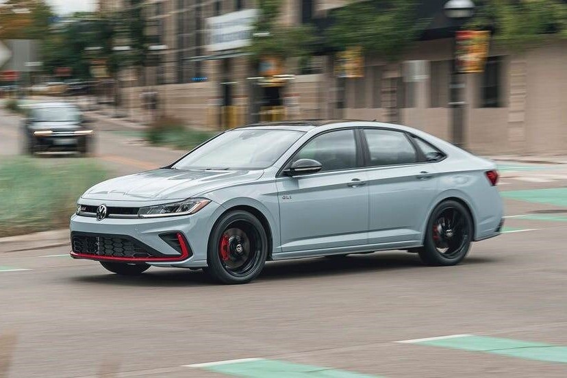 Volkswagen Jetta  GLI 