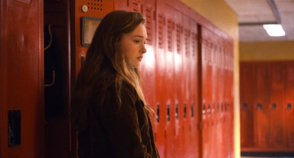 Кадр из к/ф Fear Street: Prom Queen.