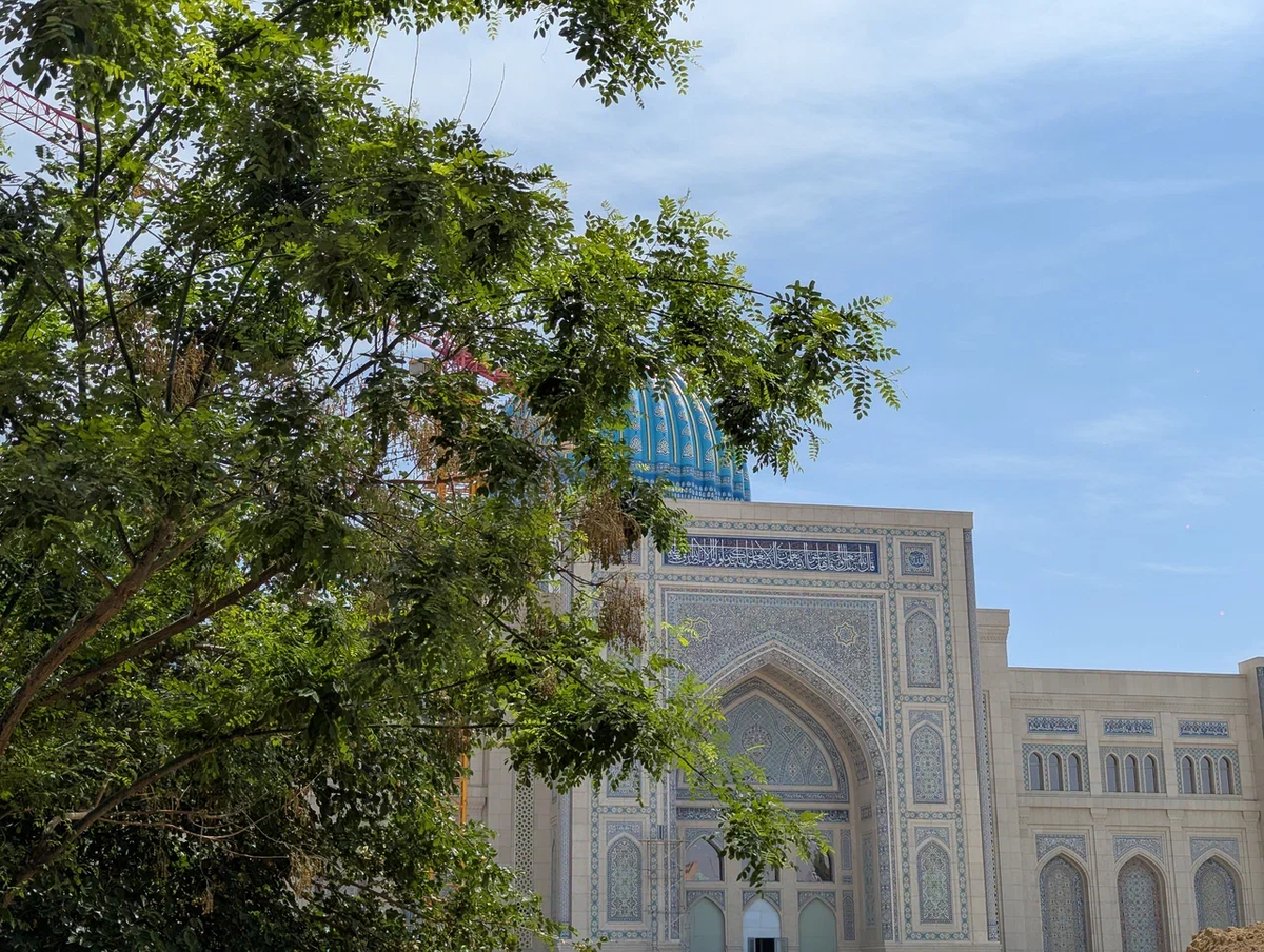 Соборная мечеть Хазрати Имам