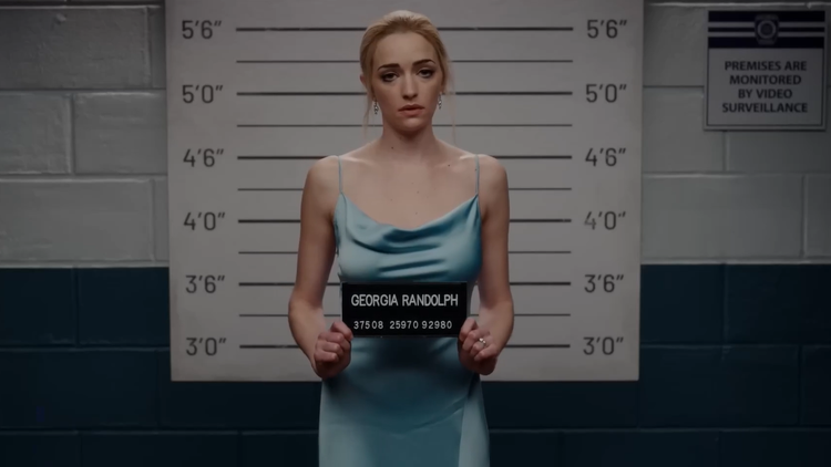    Брианна Хоуи (Джорджия Миллер)/кадр из трейлера сериала «Джинни и Джорджия»