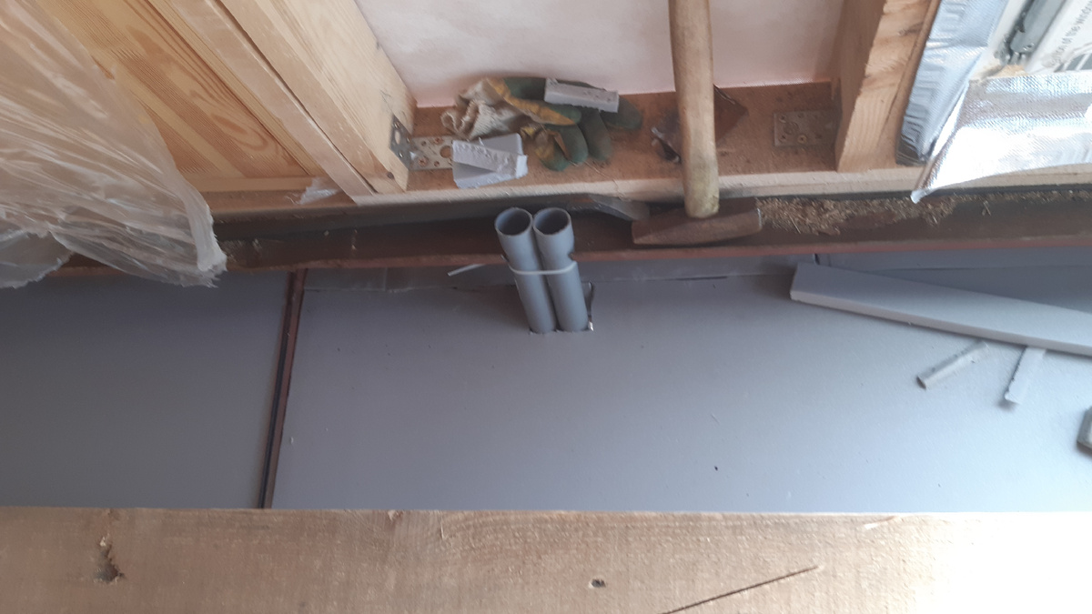 закладные под электричество.