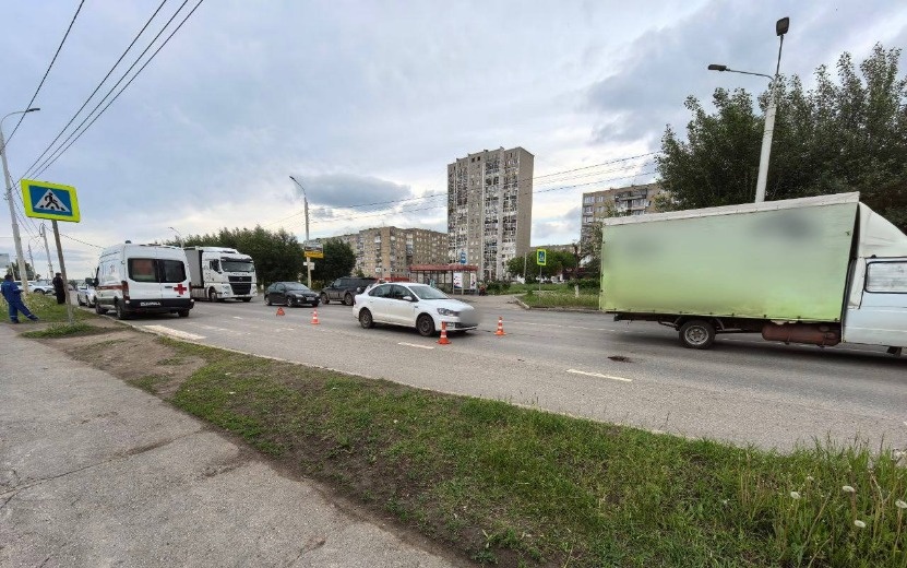    В Ижевске водитель иномарки сбил пенсионерку на нерегулируемом пешеходном переходе
