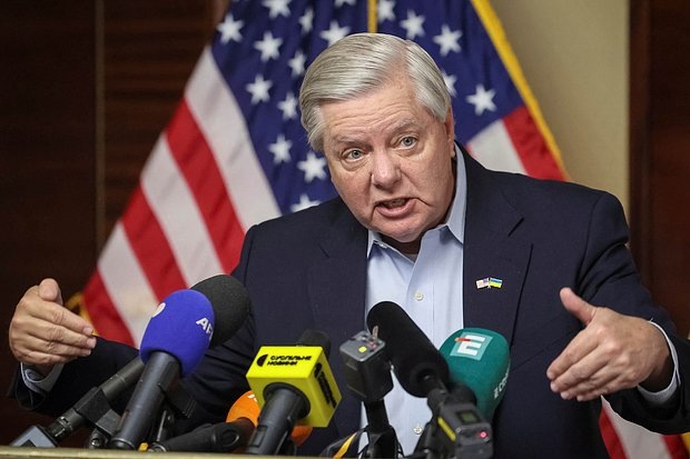    Фото: Gleb Garanich / Reuters