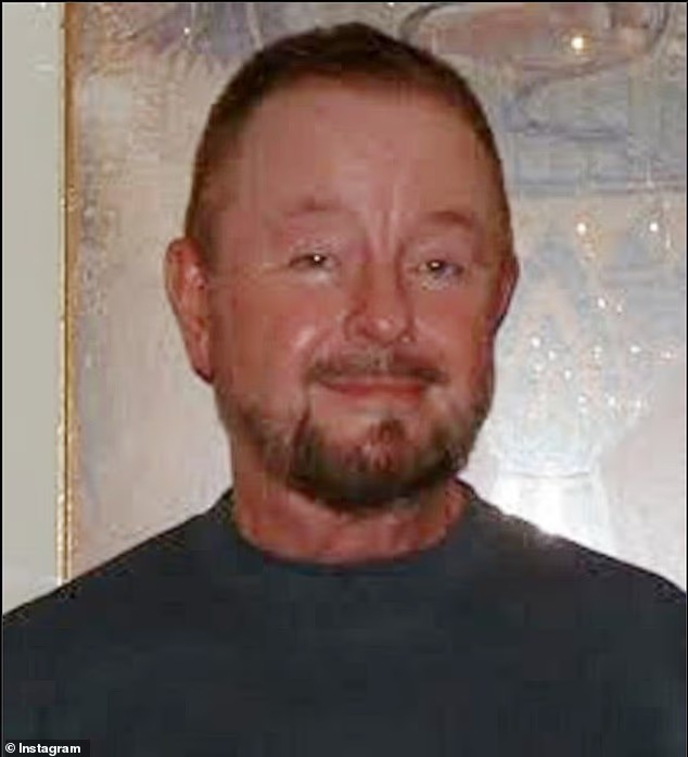 Инго Суонн был ключевым участником проекта «Звездные врата», секретной программы ЦРУ, которая использовала экстрасенсов для шпионажа за отдаленными местами во время Холодной войны.