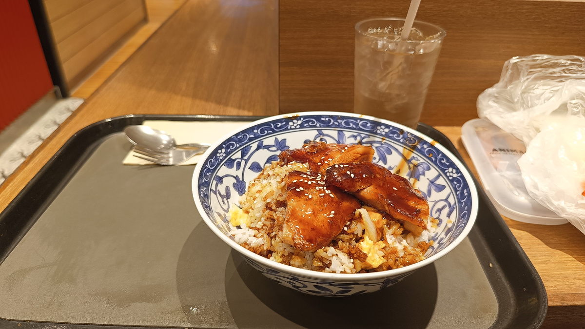 25 гонконгских доллара за порцию