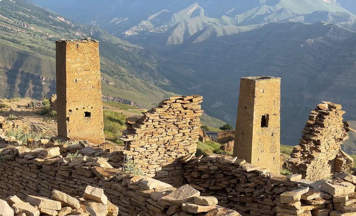 Гоорские башни