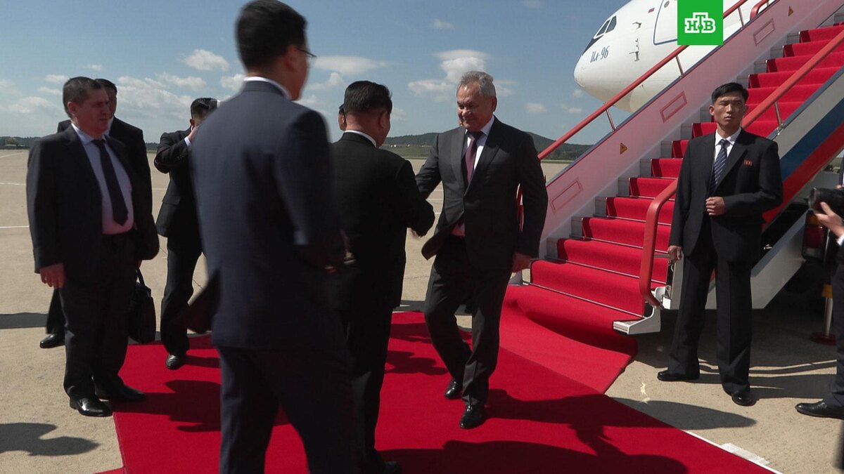    Сергей Шойгу прибыл в Пхеньян