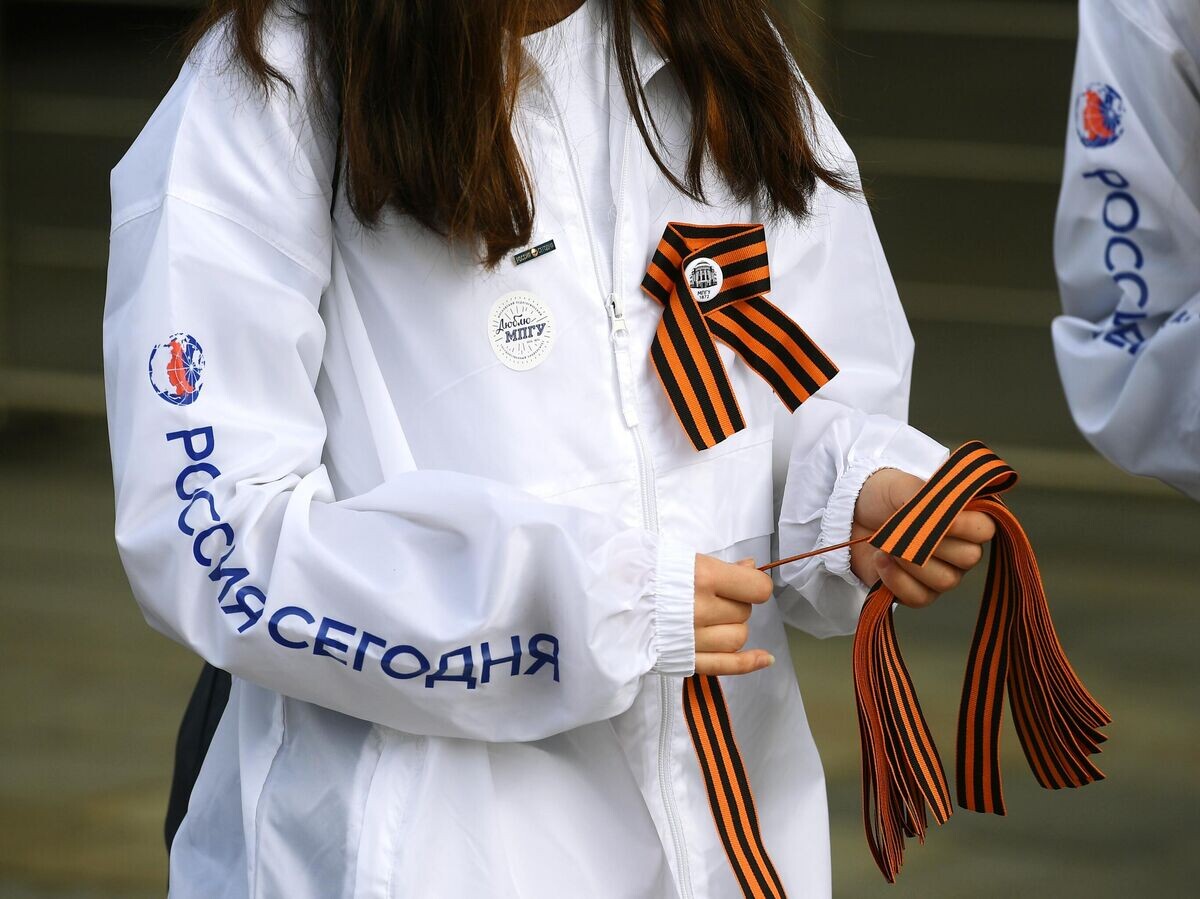    Старт акции "Георгиевская ленточка" в Москве© РИА Новости / Рамиль Ситдиков