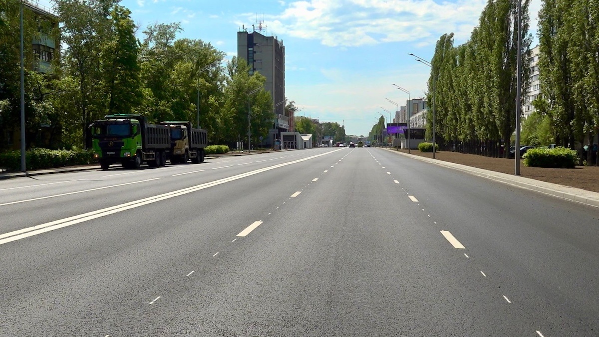    Работы по ремонту проезжей части проводятся в рамках национального проекта «Инфраструктура для жизни»