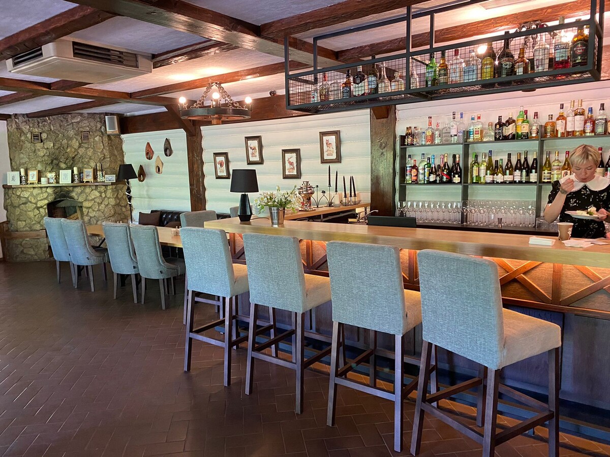 Мебель в ресторане от ChiedoCover