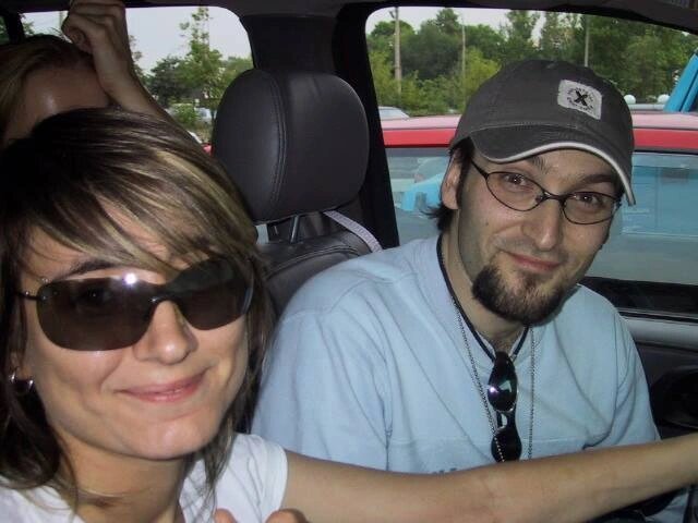   Козырев* с Земфирой (признана иноагентом в РФ)  в 00-х. Фото: соцсети