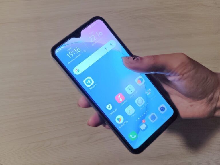    Оренбуржцы не смогут сменить пароль от госуслуг во время звонка по телефону Марина Шарт