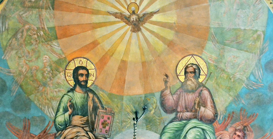 На фото фреска храма святых апостолов Петра и Павла у Яузских ворот — Подворья Сербской Православной Церкви в Москве. https://hvalit-gospoda.ru/troicza-rasskaz-o-prazdnike-2025/