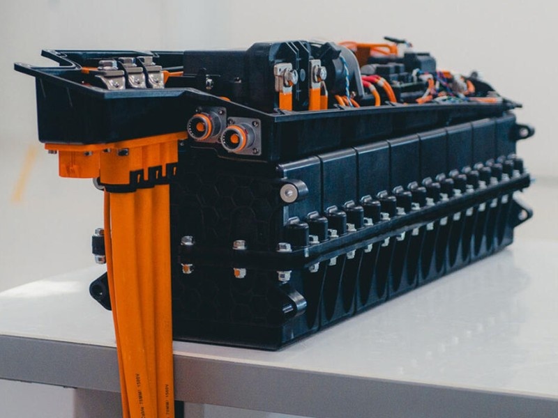    Мощнейший аккумулятор для электрокаров заряжается за считаные секунды