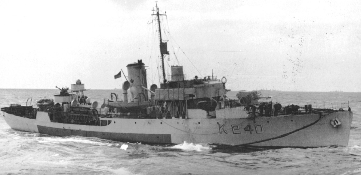 Корвет "Ванкувер" (K240 “Vancouver” (быв. “Kitchener”) 6.1941 / 26.8.1941 / 3.1942) - канадской постройки, по программе 1940-1941 годов