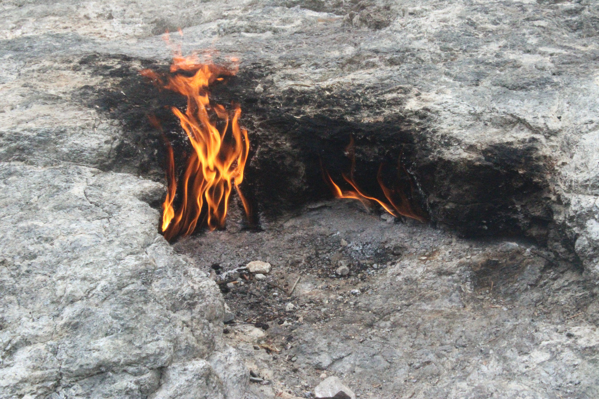 И ведь горит же!