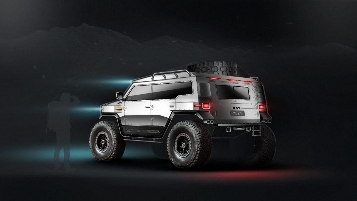 Версии внедорожника (листайте галерею)