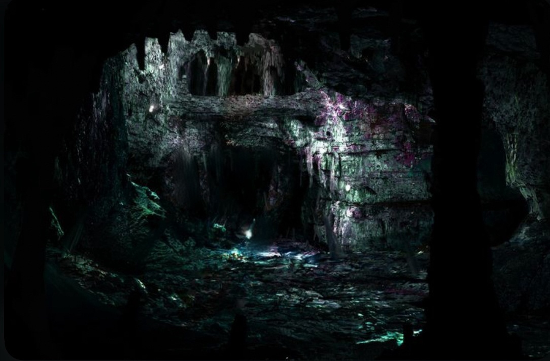 Гроты в горе 