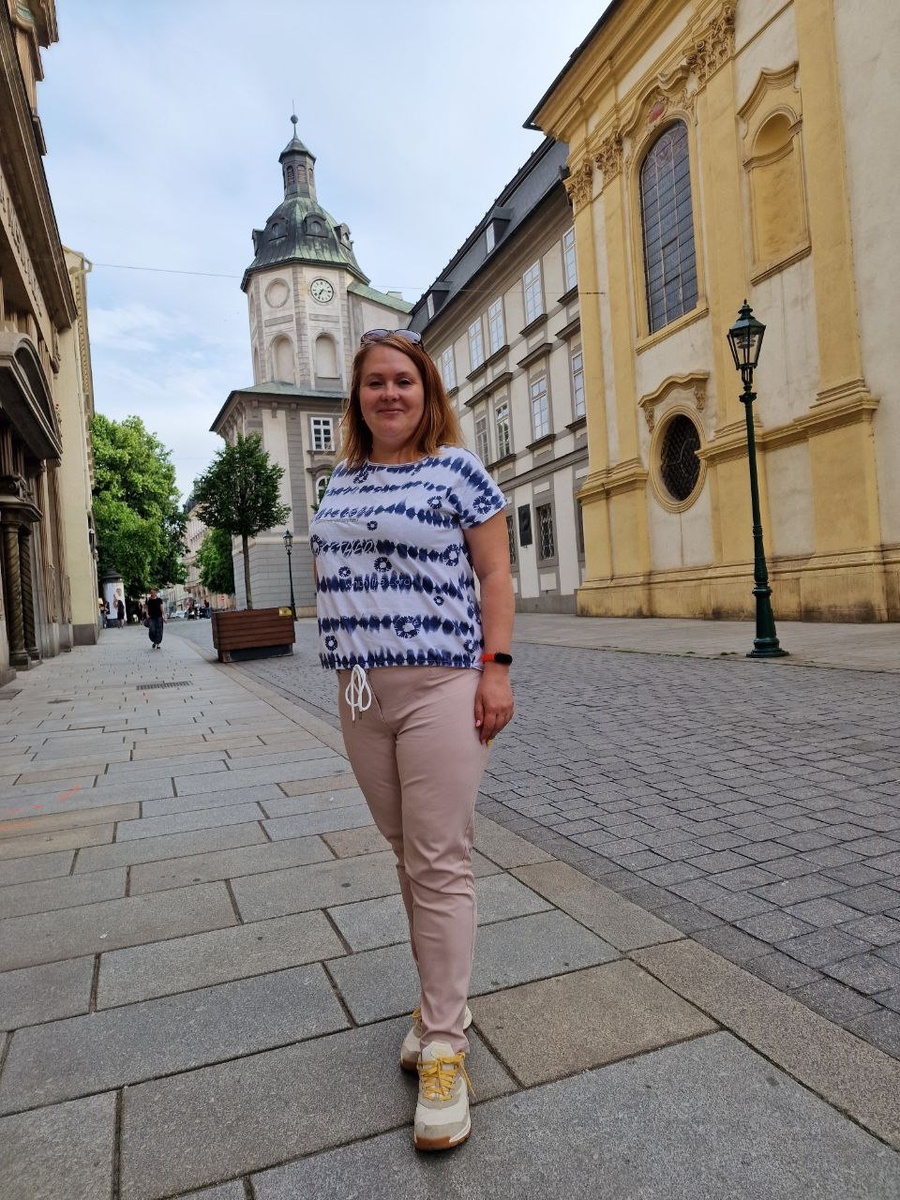 это я, в тех самых французских штанах