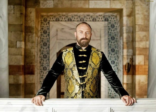    Кадр из сериала «Великолепный век»