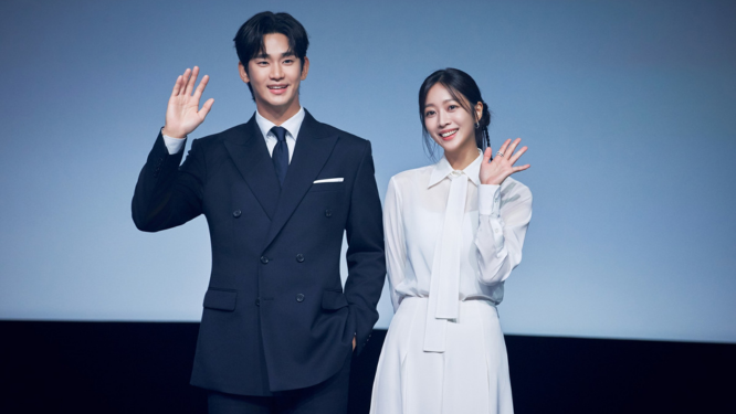 Ким Су Хён и Чо Бо А с презентации дорамы Подделка» 