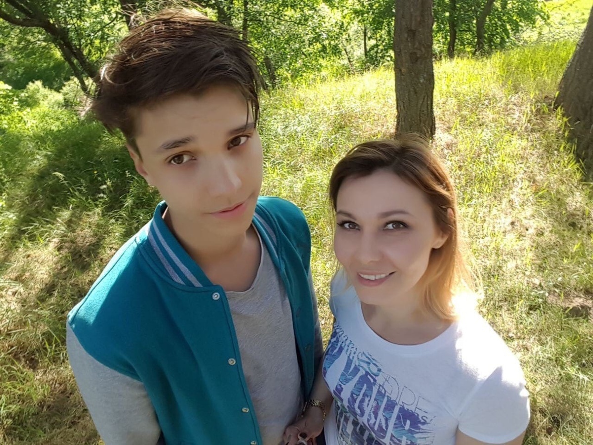  Владислав Бахов