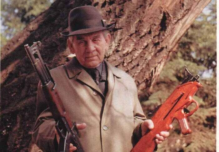 Коробов с его автоматами. /Фото: ya.ru.