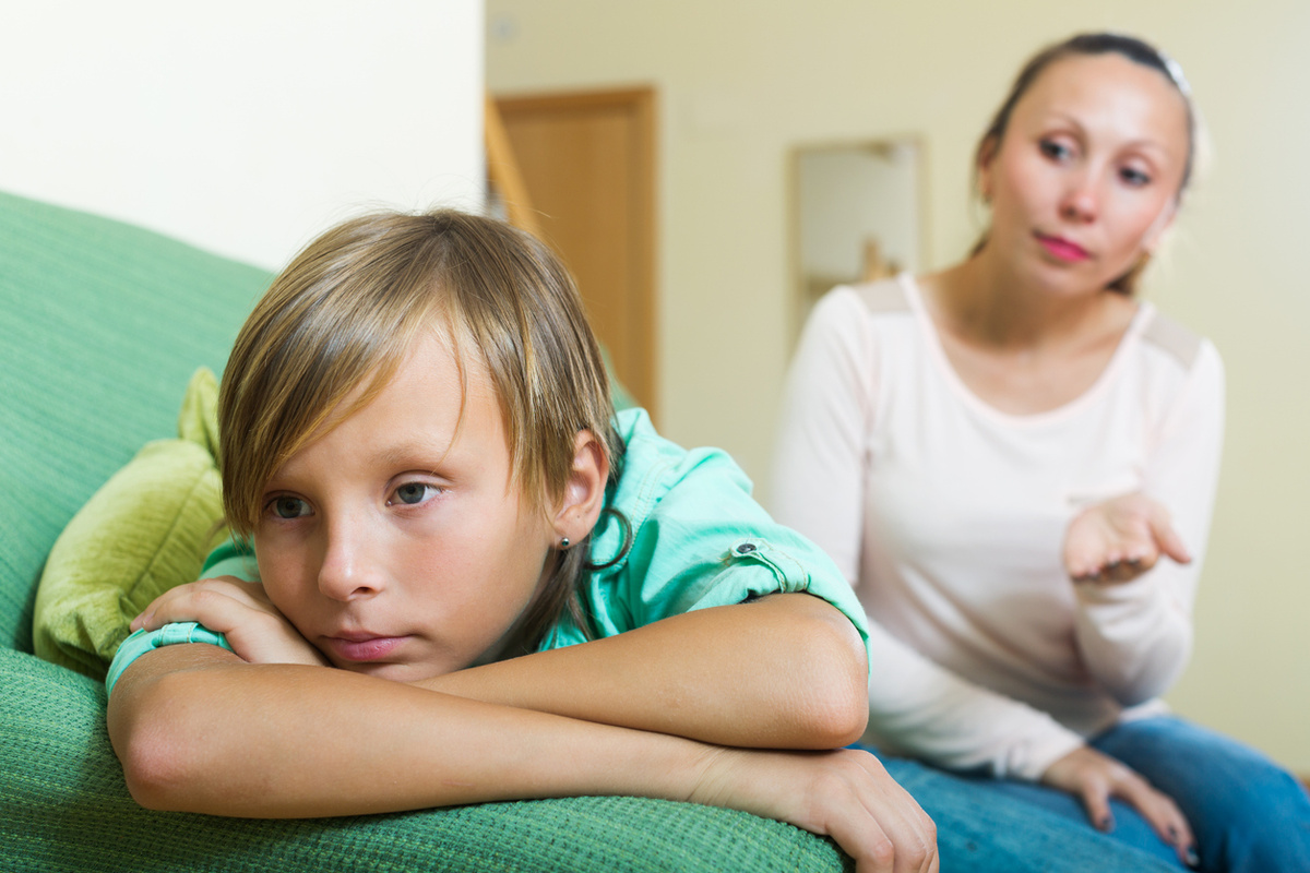 Выбросьте ярлыки. "Троечник", "лентяй", "непоседа" — эти клейма ранят душу. - Центр Поддержки Семейного Образования (ЦПСО)