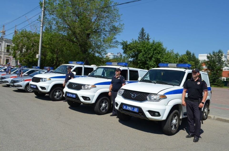    Общегородской развод нарядов полиции. Источник: t.me/mvd222