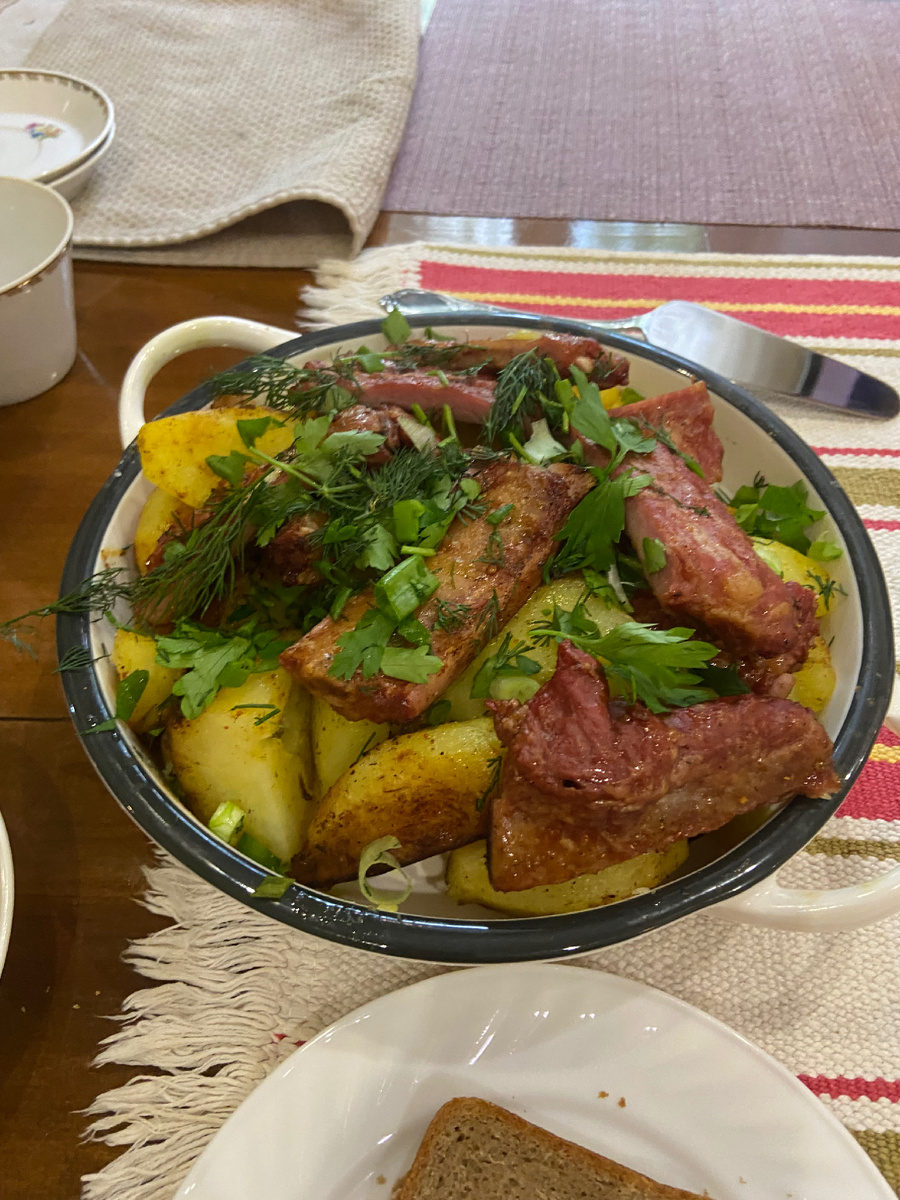 Картошка с рёбрышками.