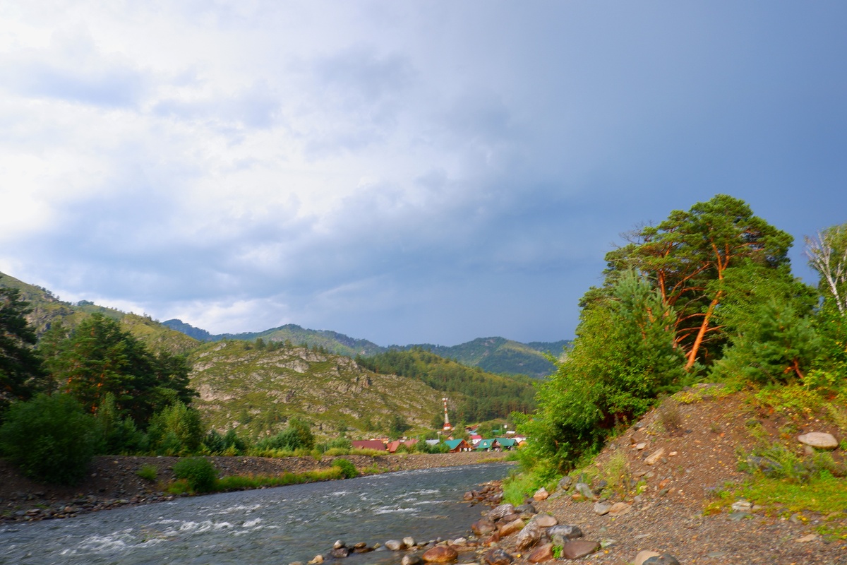 Грозовое небо в Чемале