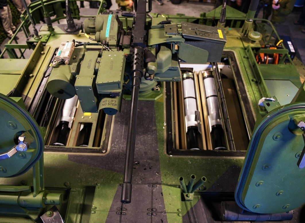 Вышибные панели в крыше башни над механизированной боеукладкой.