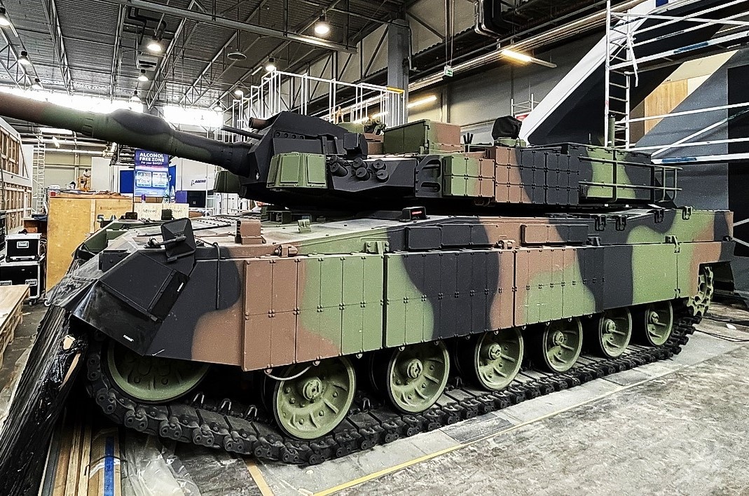 Модули ДЗ левого борта корпуса и башни...