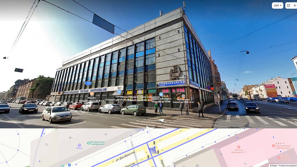 Петербуржцы против сноса Дома быта по нескольким причинам: историческая ценность здания, опасения за соседние дома, ущерб для малого бизнеса, высокие затраты и продолжительное время на реализацию.📷Фото: Скриншот «Яндекс. Карты»