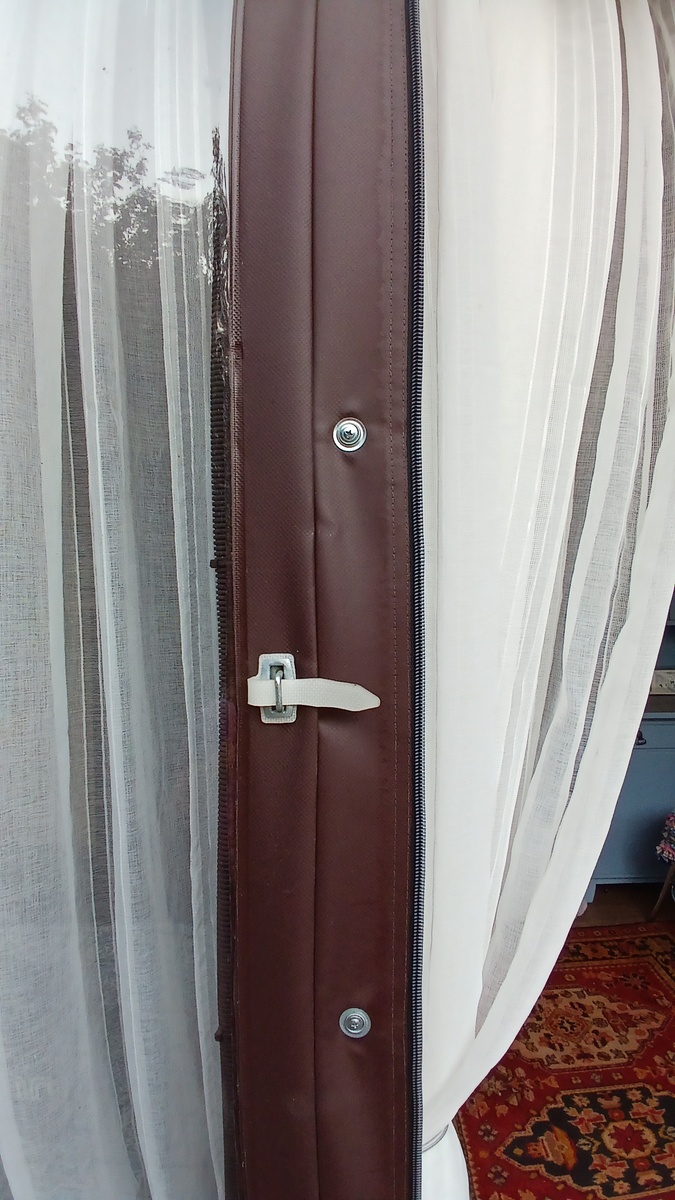 Скобы с ремешками