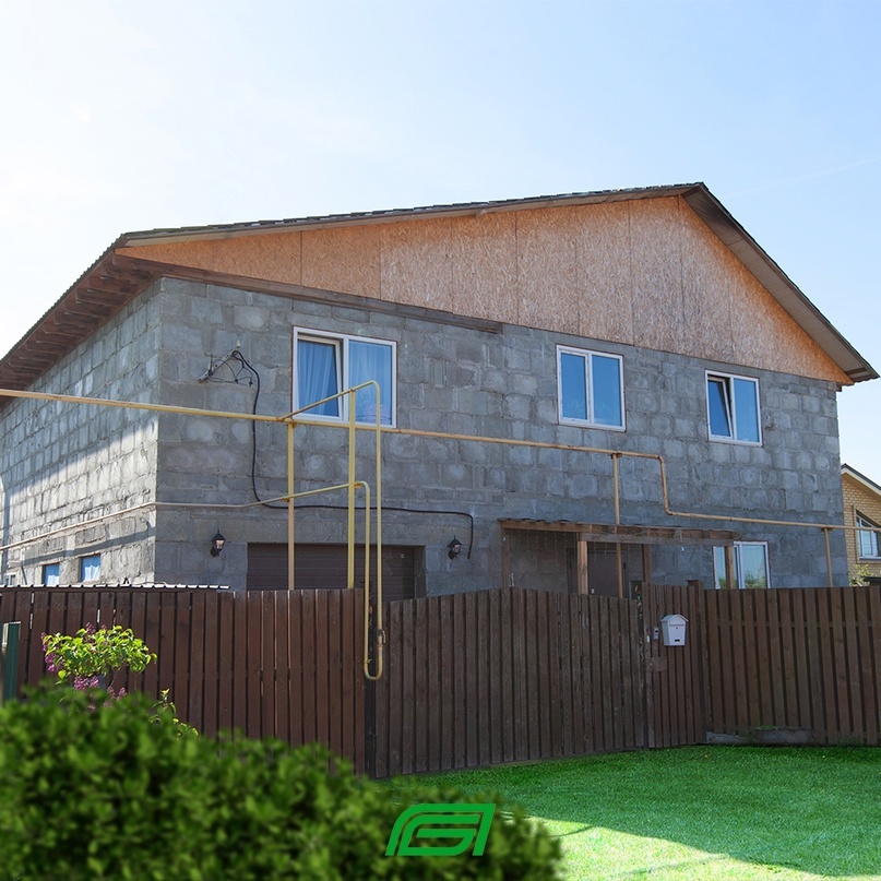 Дом из стандартных блоков