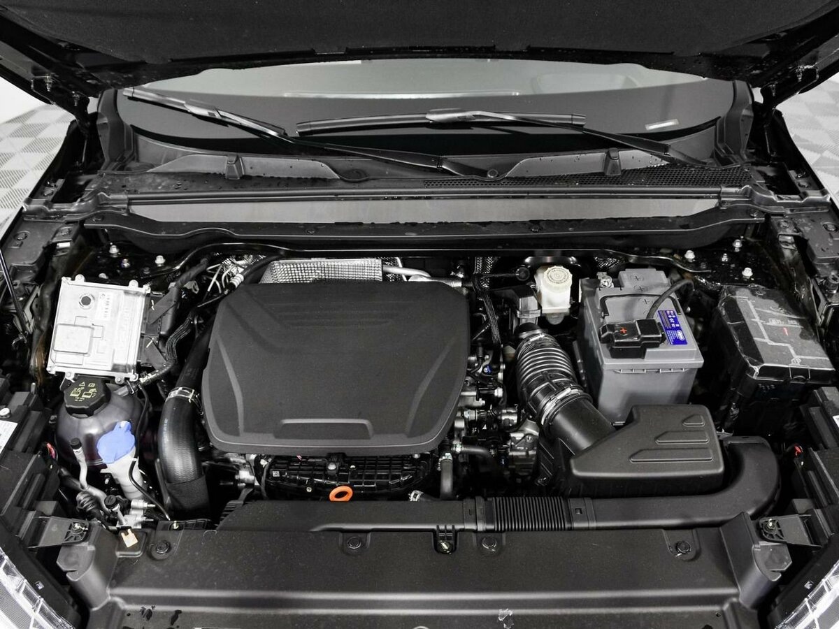 Фото заимствовано - https://auto.ru/cars/new/group/haval/jolion/22881669/22883252/1120423025-305239be/