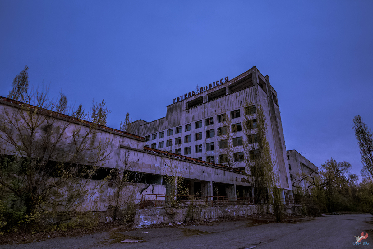 Гостиница Полесье. Ранее утро 26 апреля 2018 года. 