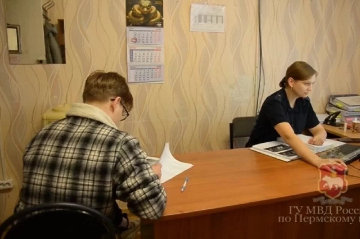    Пытаясь закрыть план по продажам SIM-карт, пермяки попали под следствие