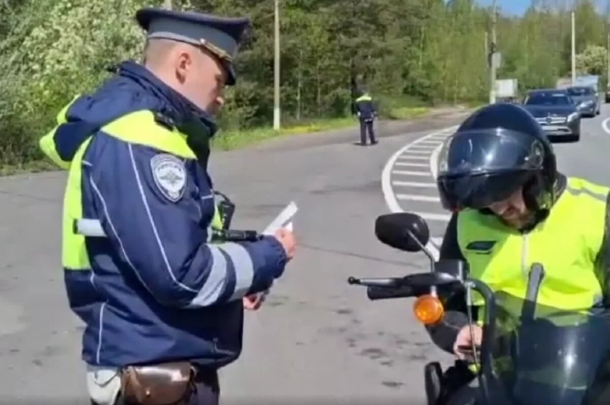    В Петербурге и Ленобласти нашли 2,5 тысячи нарушений при проверке байкеров