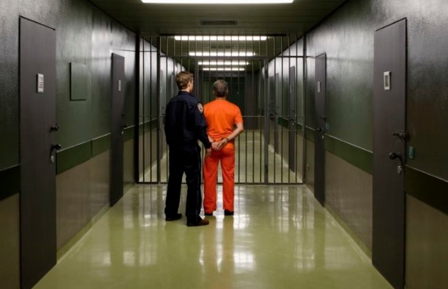 Квест для взрослых «Побег из тюрьмы» - Zavodila-kvest