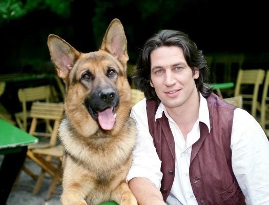 Фото: https://i.pinimg.com/550x/ce/46/3b/ce463bfb3d3d56e9f8539e9896b56289.jpg